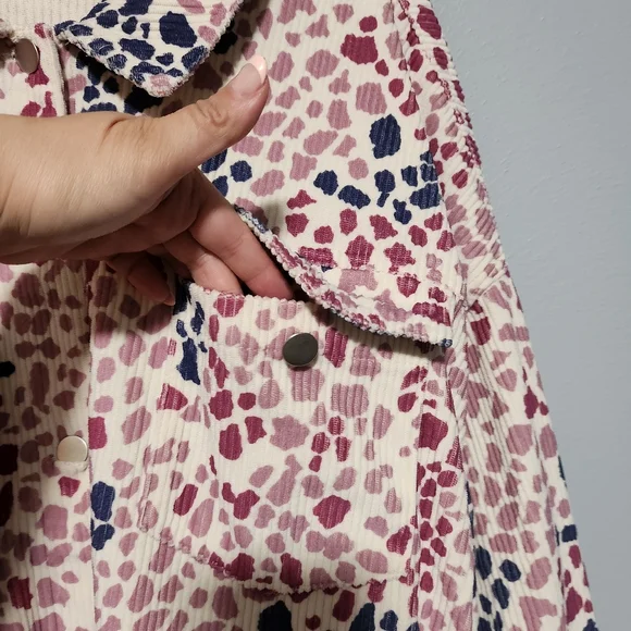 SAVANNA JANE Shacket Womens Plus 1X Pink Blue Animal Print Corduroy Button Up - Picture 5 of 12